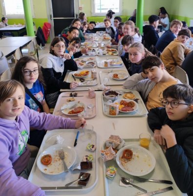 Groupe 4èmes 2 {JPEG}