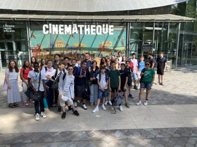Cinémathèque groupe {JPEG}